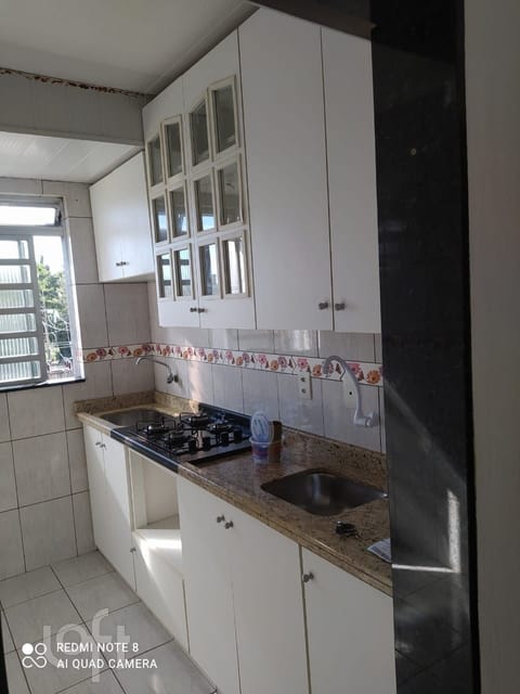 Image 4 - 233008